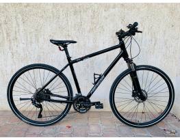 Merida Crossway 500 újszerű tárcsafékes trekking kerékpár