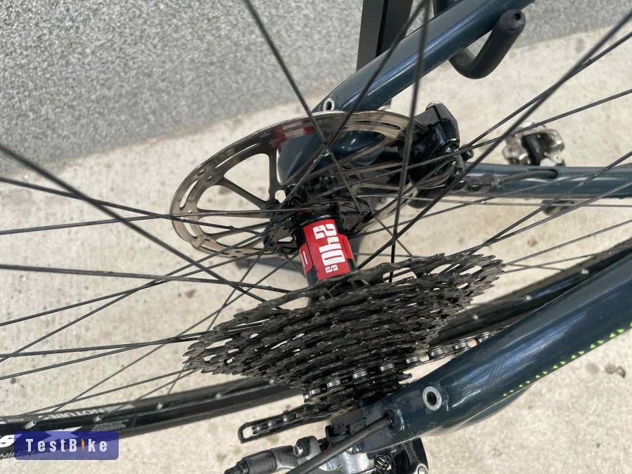 Merida CX6000 karbon cyclocross gravel kerékpár