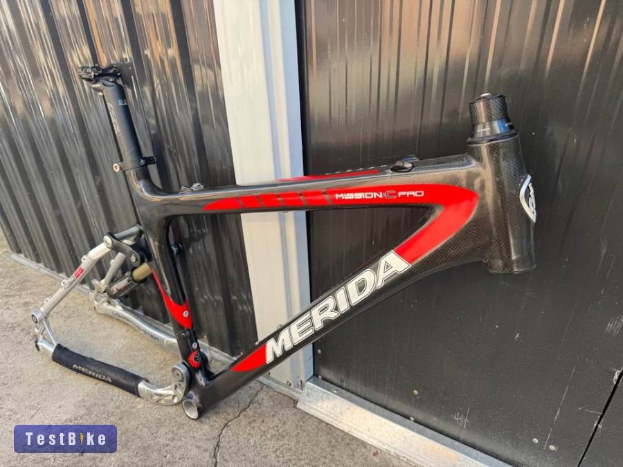 Merida Mission C Pro karbon fully váz + Manitou Swinger rugóstag