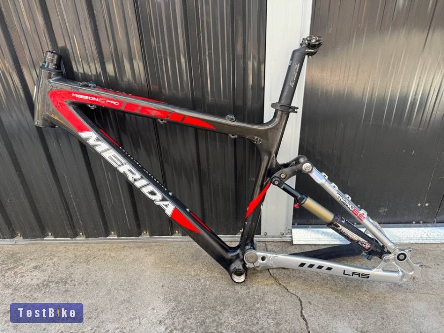 Merida Mission C Pro karbon fully váz + Manitou Swinger rugóstag