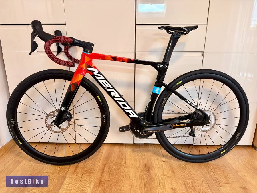 Merida Reacto Disc 5000 Team Bahrain Victorious 2023 eladó