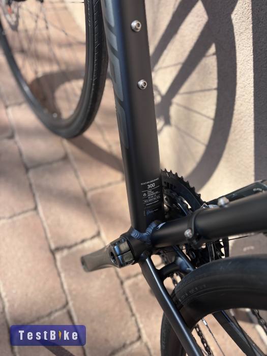 Merida Scultura 300 Endurance - L - selyemfekete