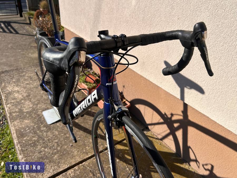 Merida Scultura 7000 Bahrain Dura Ace karbon országúti