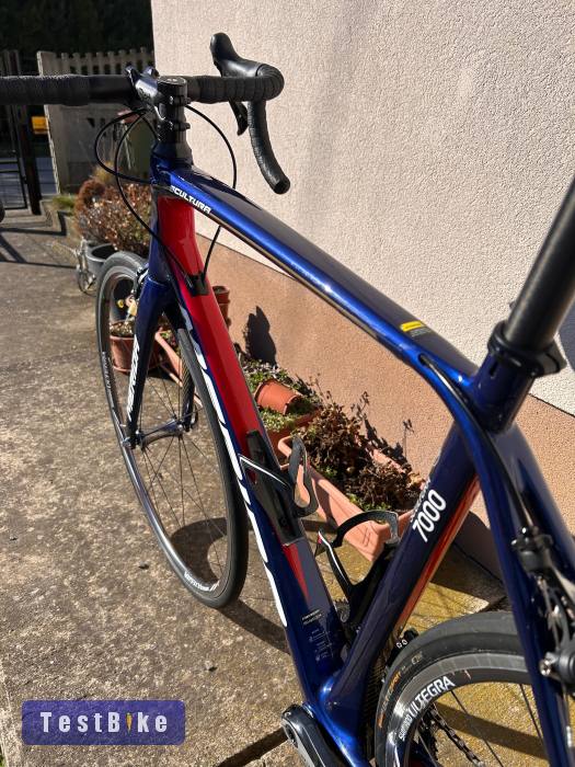 Merida Scultura 7000 Bahrain Dura Ace karbon országúti