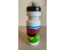 Merida UCI csíkos kulacs 1 db