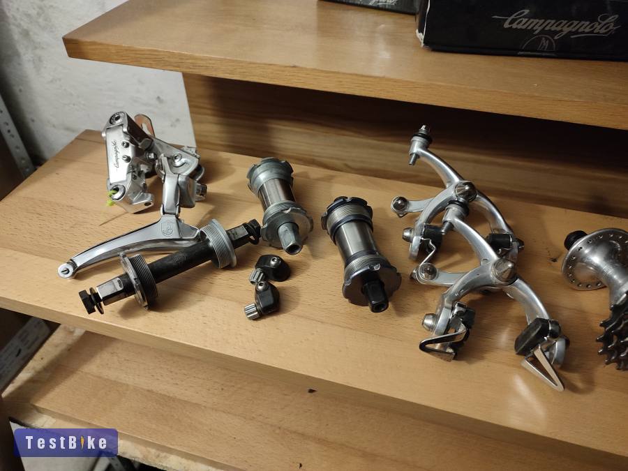 Miche és Campagnolo országúti alkatrészek 