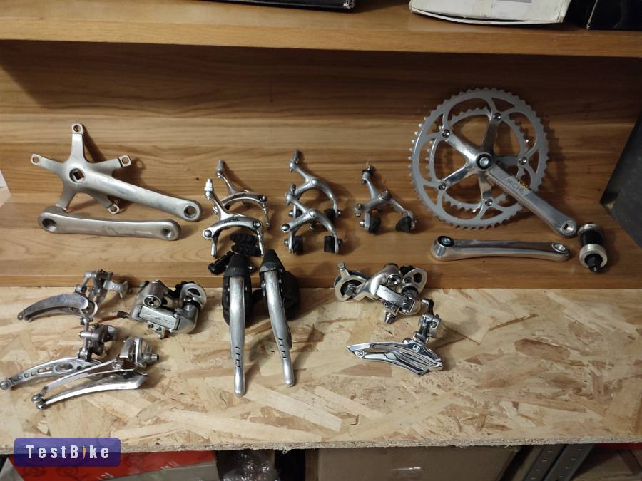 Miche és Campagnolo országúti alkatrészek 