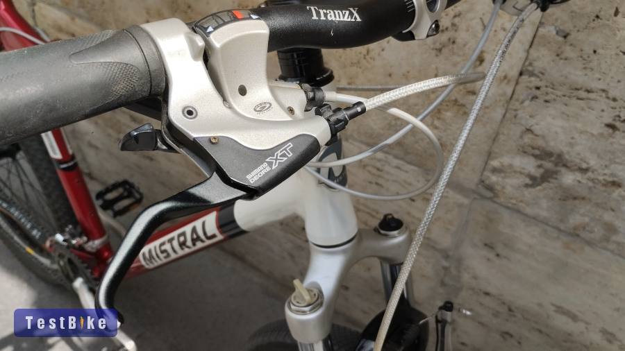 Mistral Team Racing Shimano XT 3x9 mtb kerékpár 26 L 