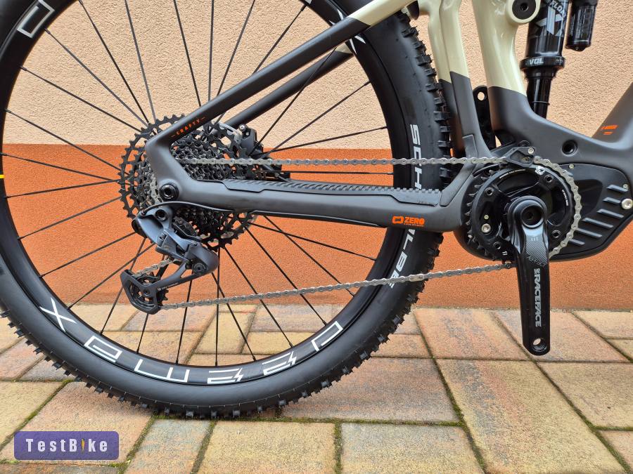 Mondraker Crafty R Carbon Smart 750W Fox Ebike. 