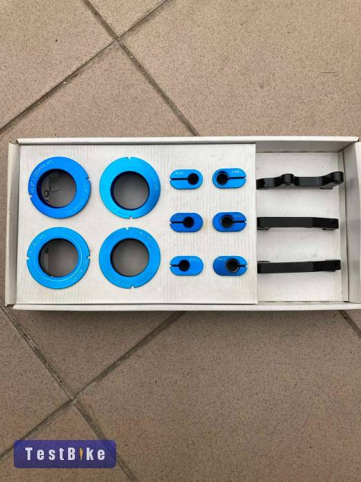 Mondraker Summum DH