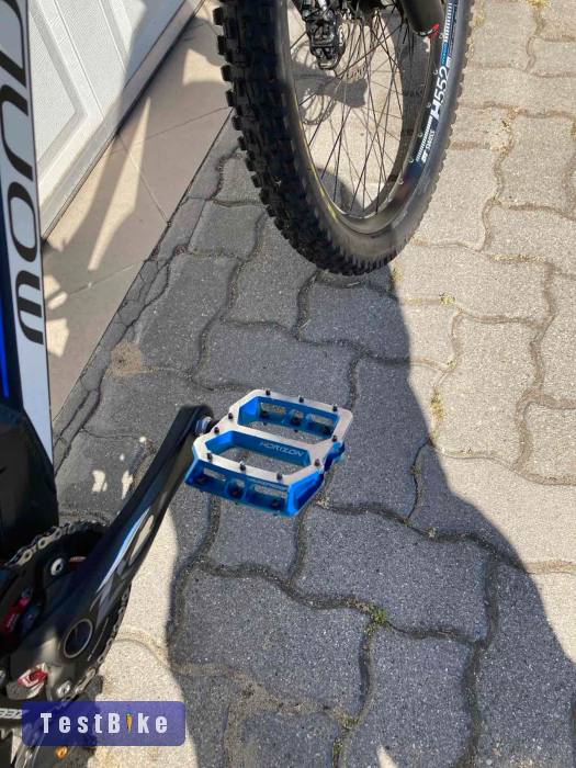 Mondraker Summum DH