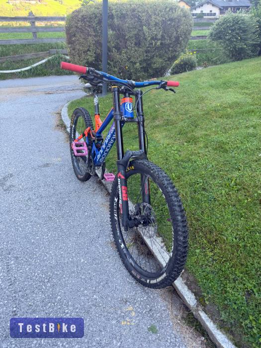 Mondraker Summum Pro