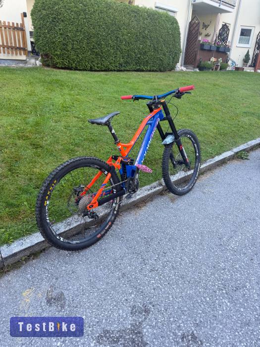 Mondraker Summum Pro