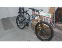 Mondraker Summum Pro DH 27.5 L