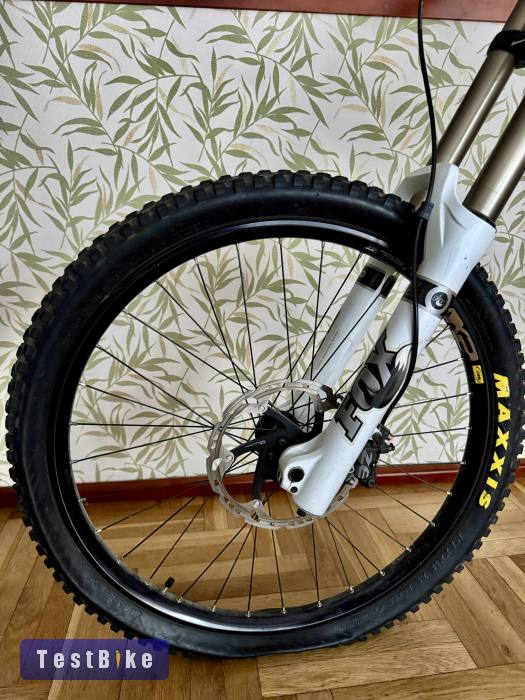 Mondraker Summum Pro Team 26”