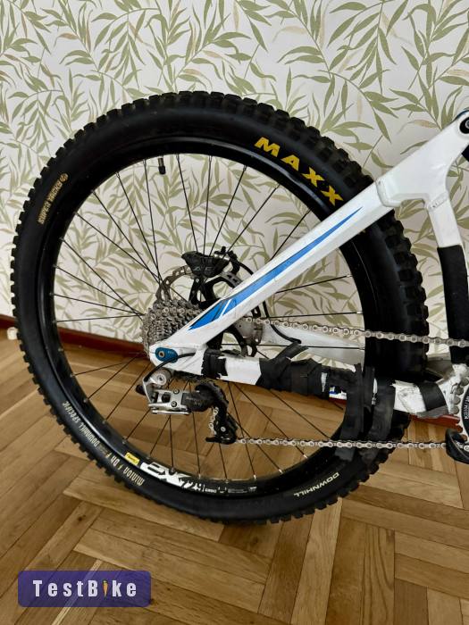 Mondraker Summum Pro Team 26”