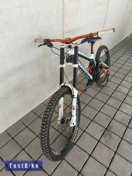 Mondraker Summum Pro Team L / 27.5" – Kiváló állapotban