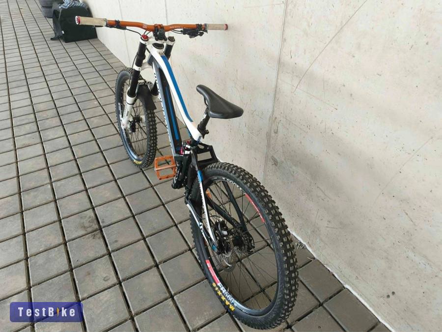 Mondraker Summum Pro Team L / 27.5" – Kiváló állapotban