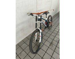 Mondraker Summum Pro Team L / 27.5" – Kiváló állapotban