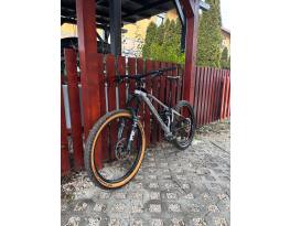 Mondraker Superfoxy R 2021 DH / enduro / trail