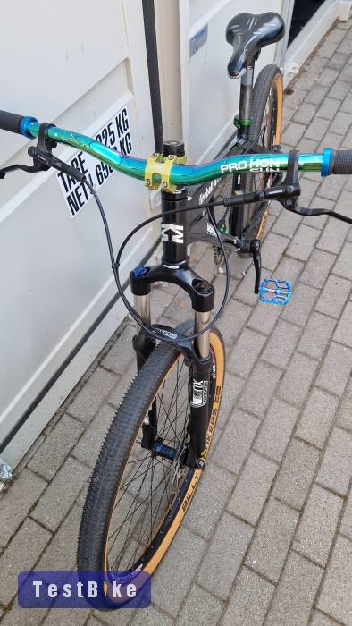 Mongoose Fireball pumptrack bringa