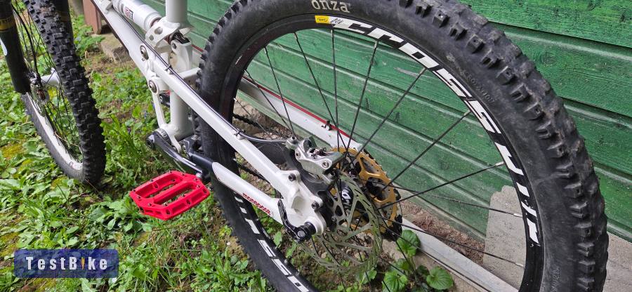 Mongoose Teocali 26" dh enduro fully freeride