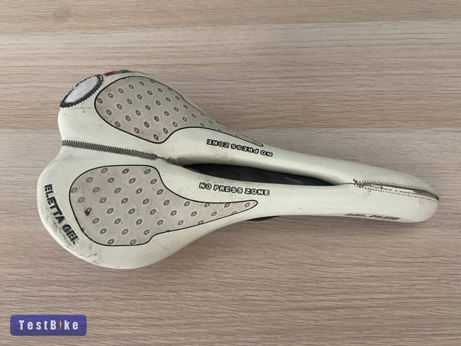 Montegrappa Eletta Gel fehér nyereg – 1500 Ft