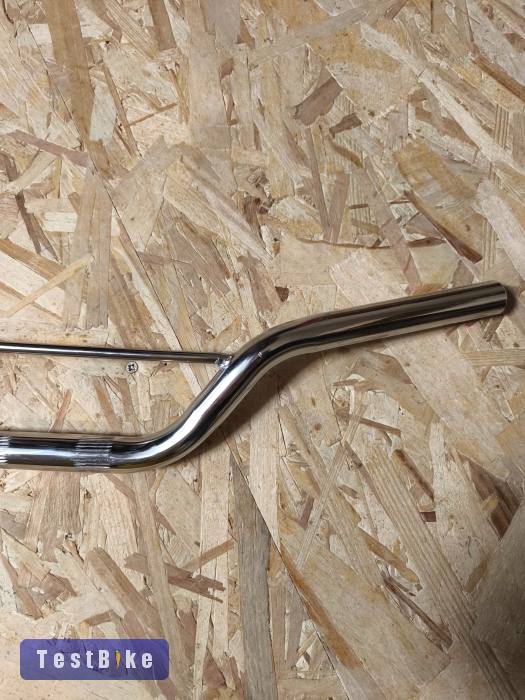 Motoros stílusú kormany