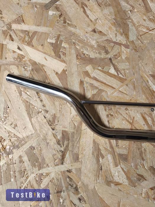 Motoros stílusú kormany