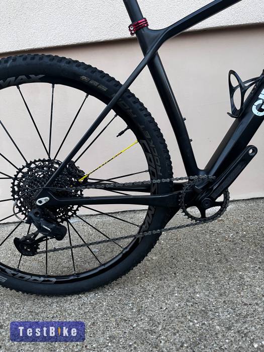 Hardtail Carbon Mtb kerékpár