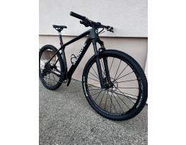 Hardtail Carbon Mtb kerékpár