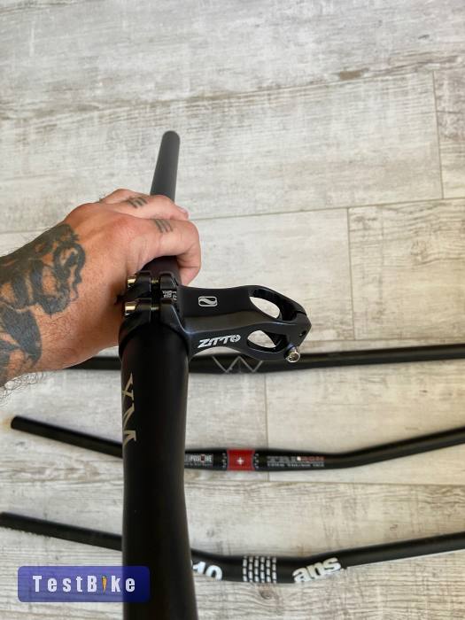 MTB kormányok /szekrény takarítás/