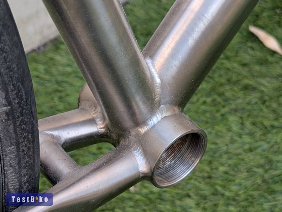 nagy országúti titanium váz szett