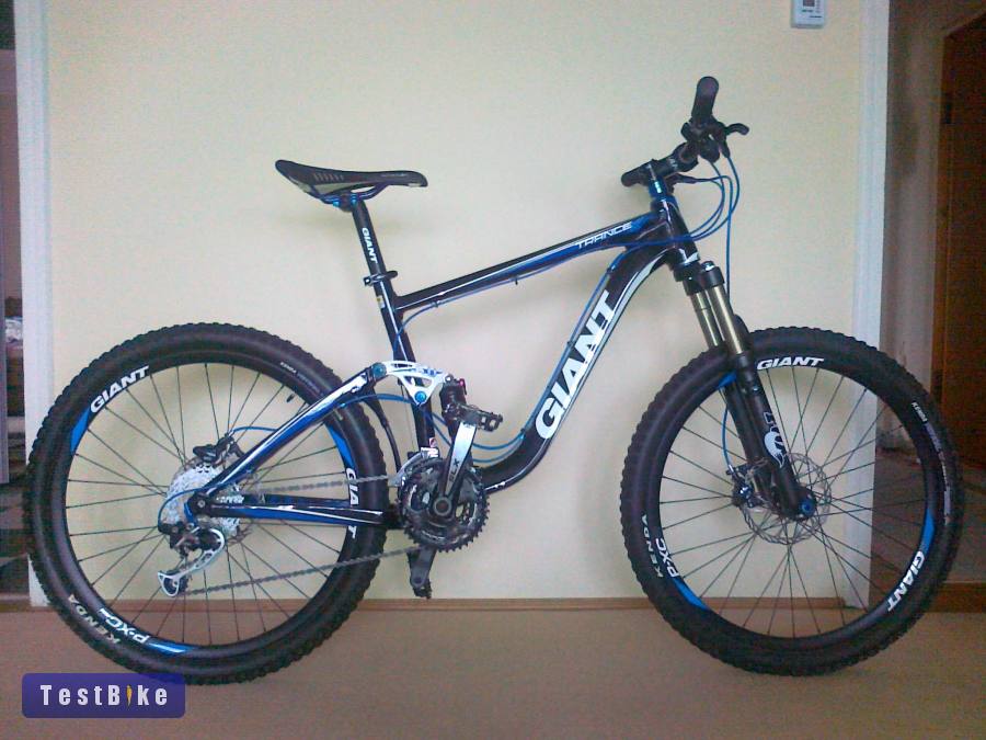 Nagyon keveset használt Giant Trance X3 eladó