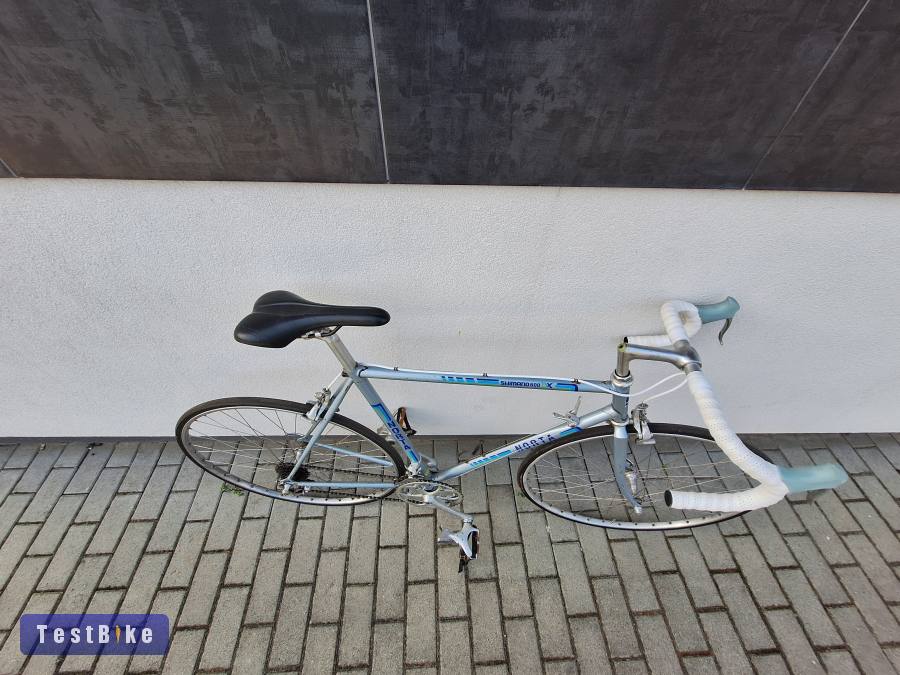 Nagyon Ritka Norta Aero Dynamic 28-s felújítva