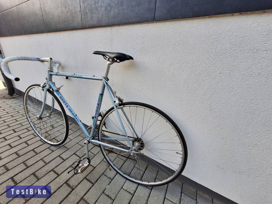 Nagyon Ritka Norta Aero Dynamic 28-s felújítva