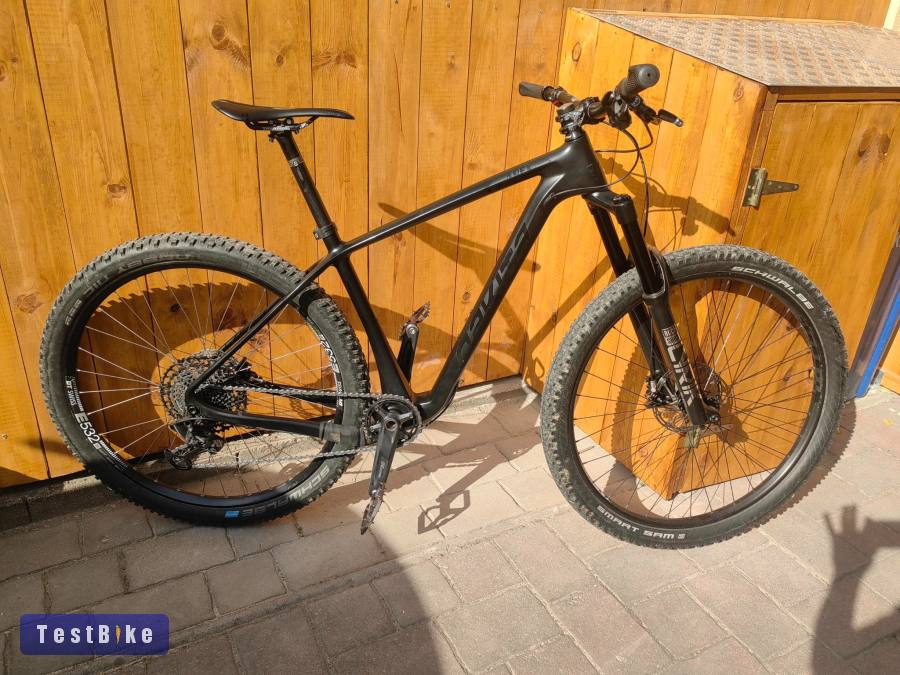 Nakita Apex karbon 