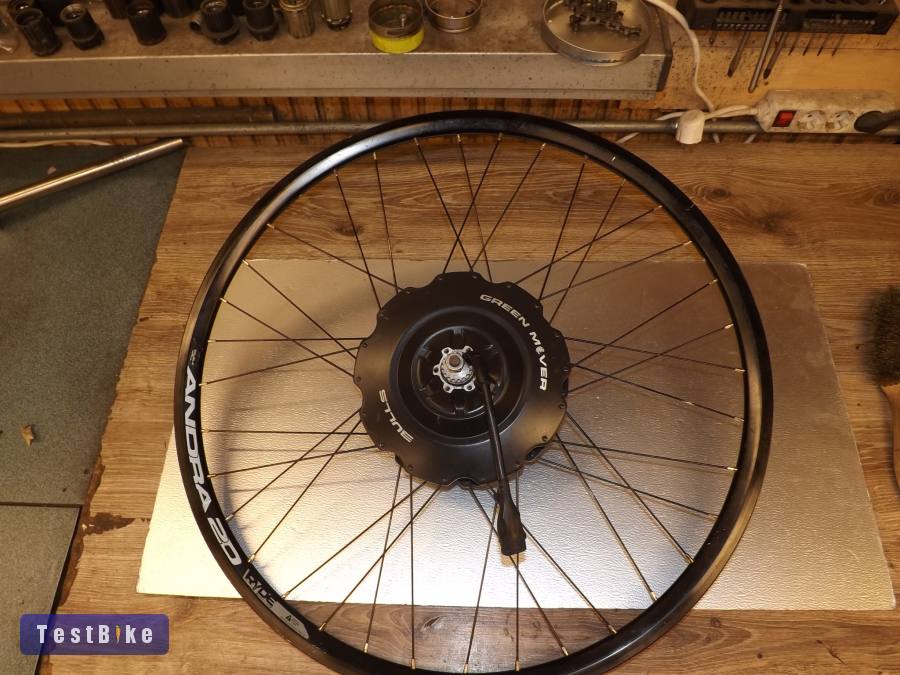 Neodrives Z20 hátsó motor 622 hátsó kerékben. E-bike