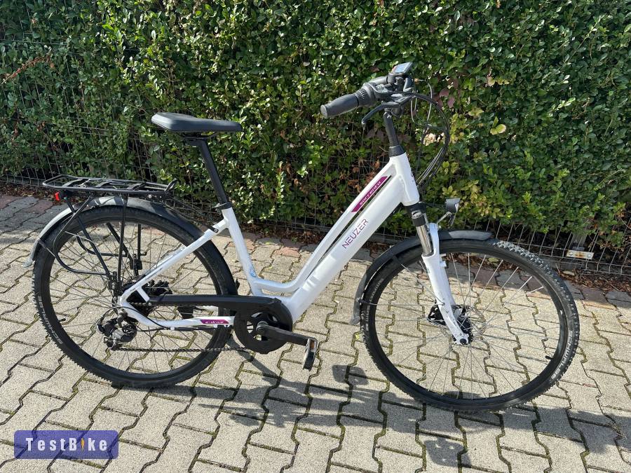 Neuzer Sorrento női elektromos kerékpár XOFO hátsó agymotoros