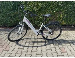 Neuzer Sorrento női elektromos kerékpár XOFO hátsó agymotoros