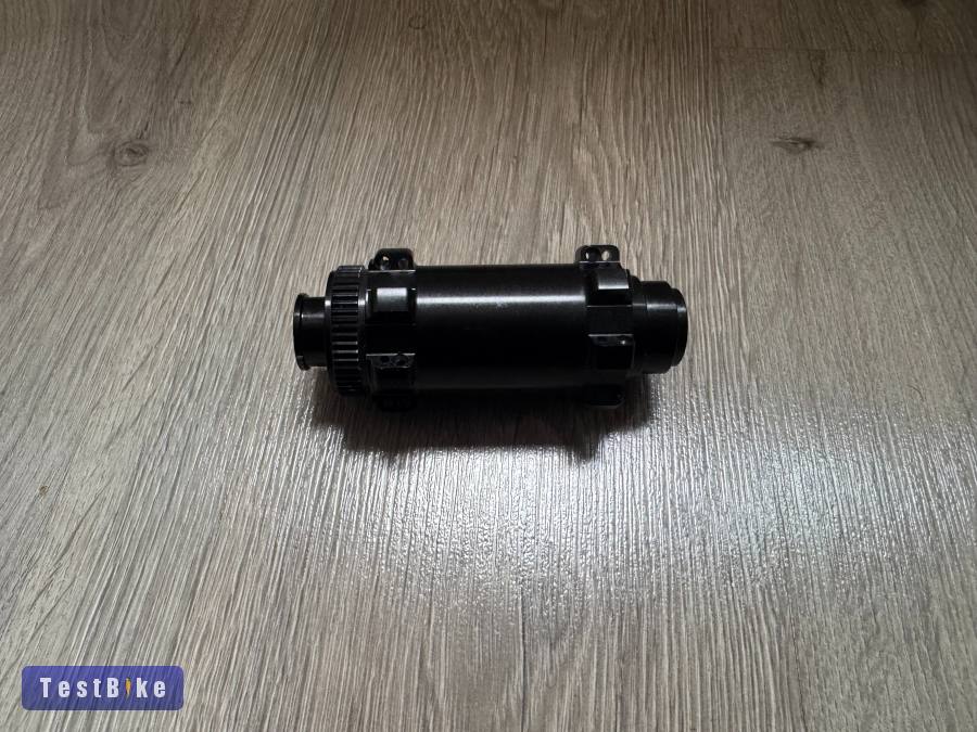 Newmen 15x100mm 28h első agy