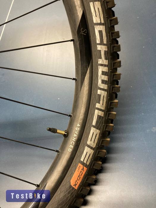 Newmen Advanced Carbon 27,5” kerékszett eladó!