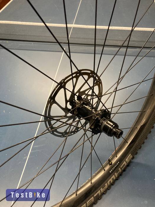 Newmen Advanced Carbon 27,5” kerékszett eladó!