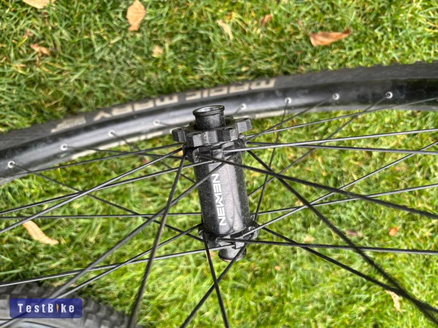 Newmen Performance 30 Base / Fade agyas mullet kerékszett