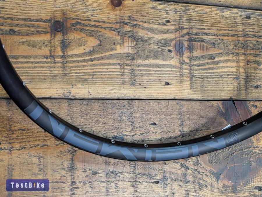 Newmen Performance Light  29" 28H