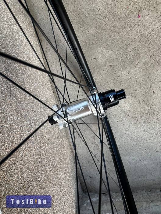 Newmen Evolution SL A30 Boost 29er enduro kerékszett újszerű