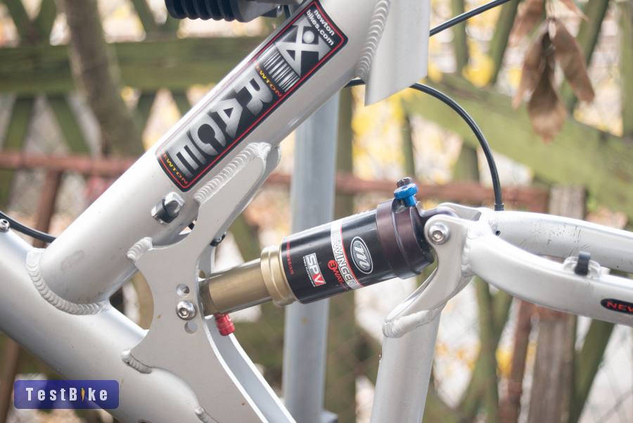 Newton összteleszkópos váz M méret