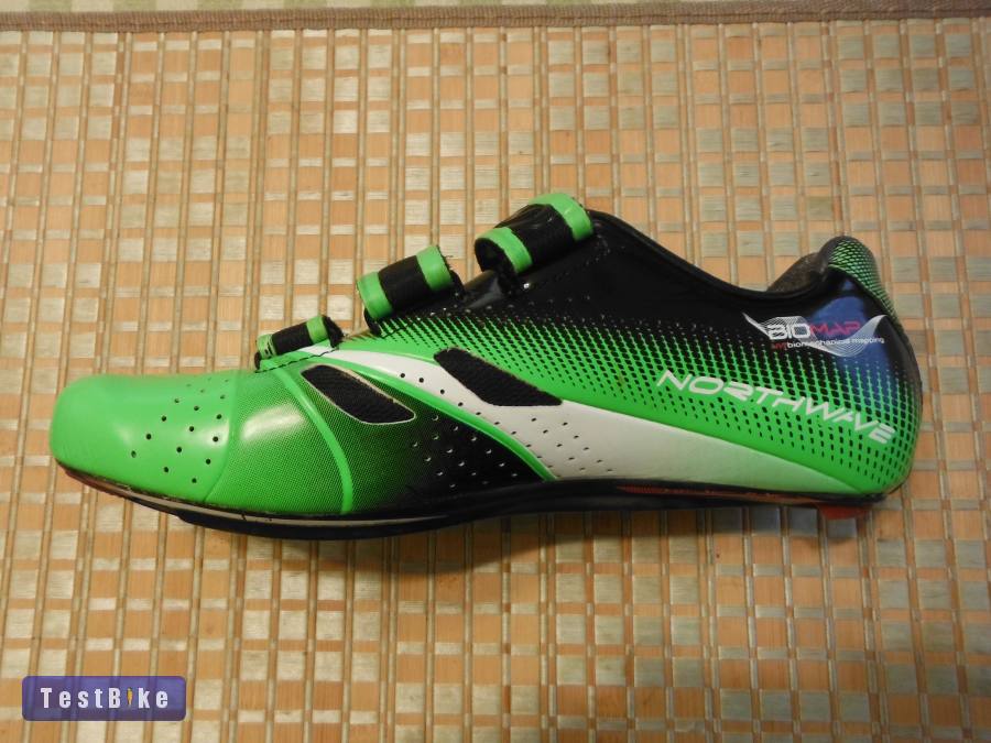 Northwave Extreme 40.5 (26.3cm tb) kerékpáros cipő - újszerű