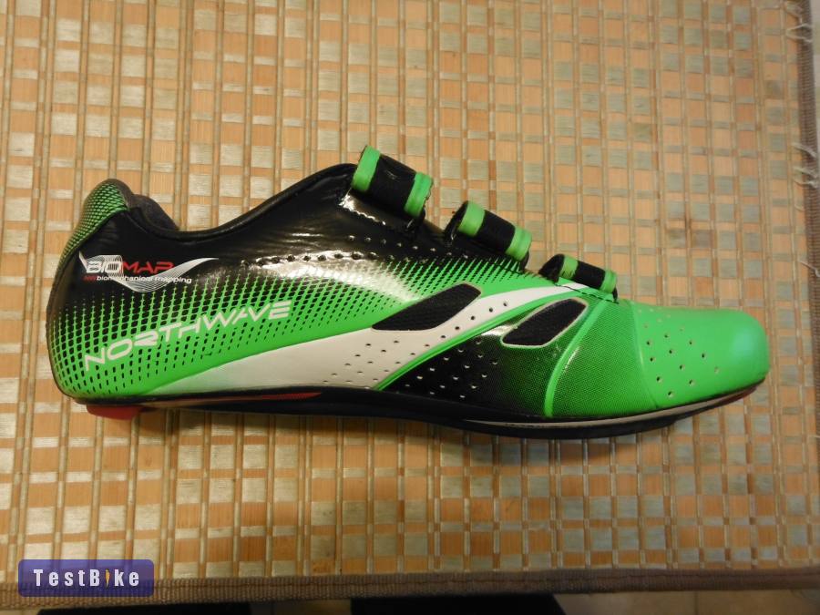 Northwave Extreme 40.5 (26.3cm tb) kerékpáros cipő - újszerű