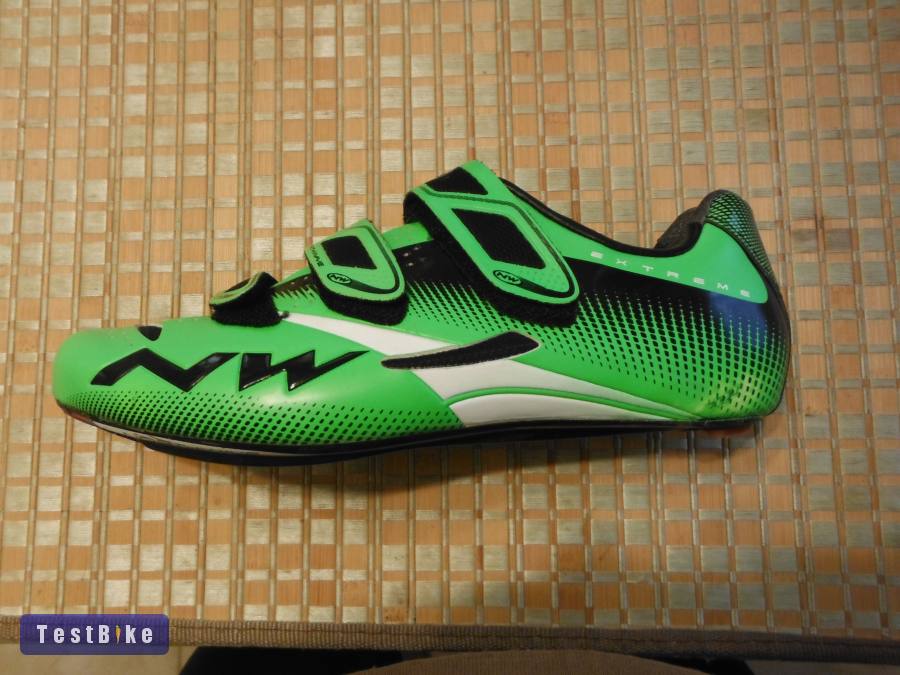 Northwave Extreme 40.5 (26.3cm tb) kerékpáros cipő - újszerű